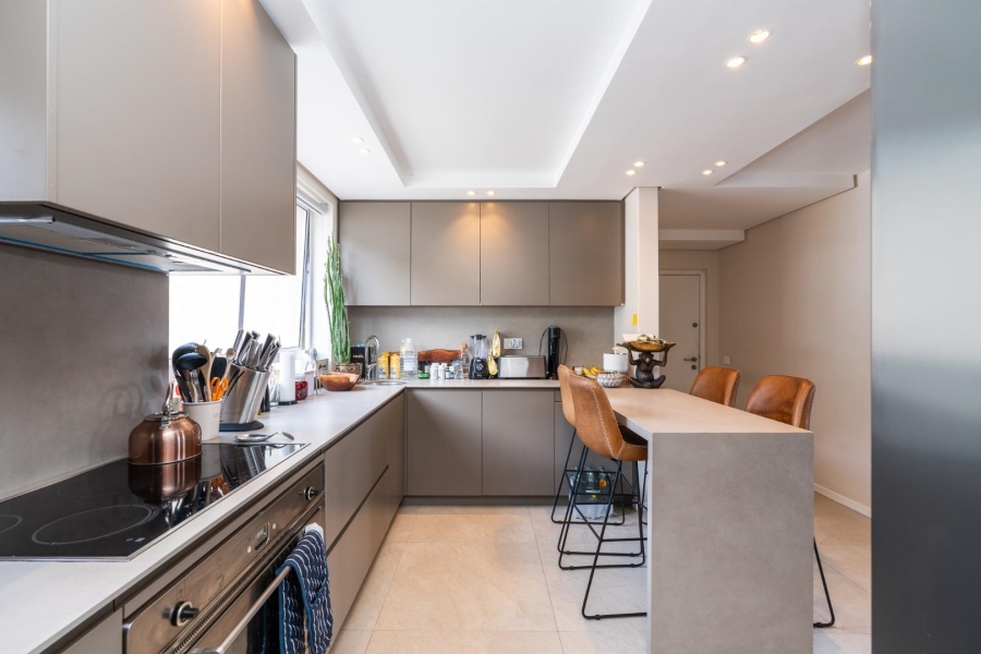 To Let 4 Bedroom Property for Rent in Fresnaye Western Cape